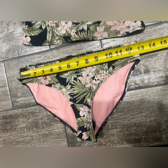 🌴🖤🏖️Volcom Girls' Swimsuit Two Piece Bikini Set Kids Sz 16 Tropical Print🌴🖤 - Picture 6 of 15